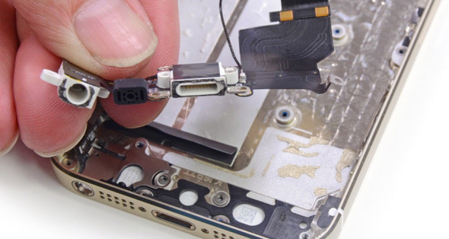iPhone 5s  iPhone 5S Şarj Soketi Değişimi