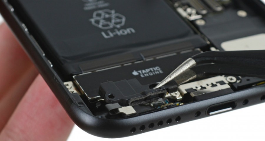 iPhone 7  iPhone 7 Hoparlör Değişimi